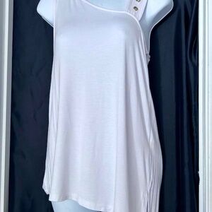 💲SALE💲Cable & Gauge Asymmetrical White Top